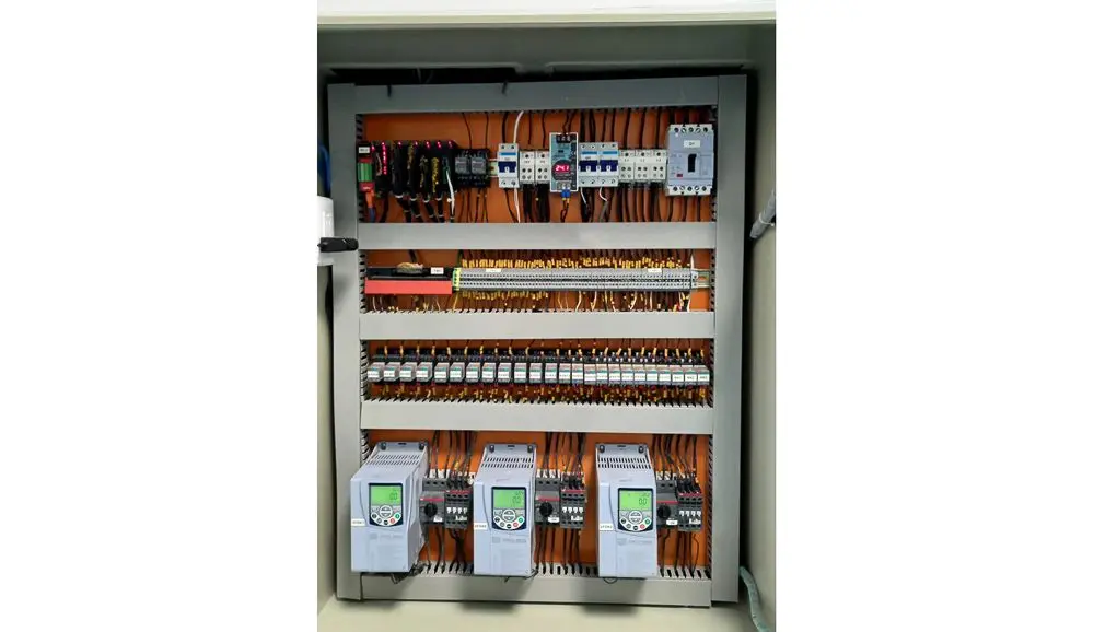 CIMON A+M Case Study Pharmaceutical PLC HMI Application Image